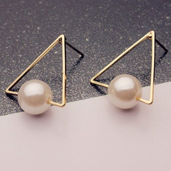 NEW "Love Triangle" Pearl Triangle Stud Earrings - Picture 6 of 7